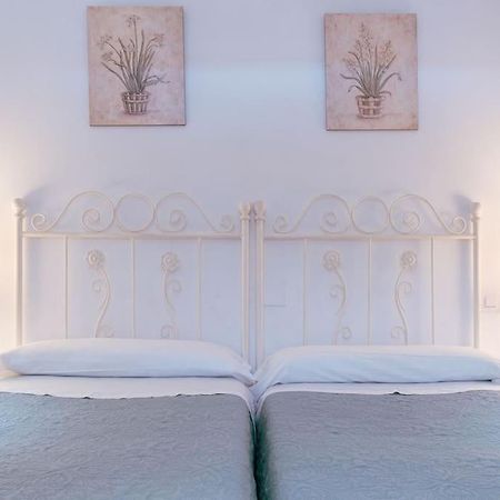 Apartamento Con Encanto En Patio Sevillano Екстериор снимка