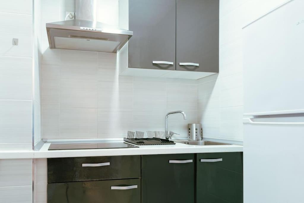 Apartamento Con Encanto En Patio Sevillano Екстериор снимка