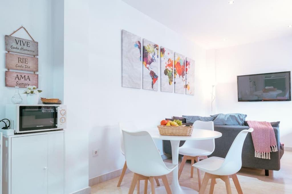 Apartamento Con Encanto En Patio Sevillano Екстериор снимка